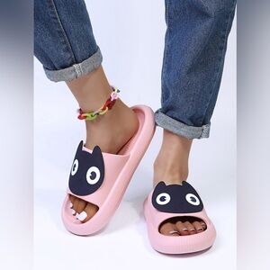 Cloud Slippers Open Toe Anti-Slip Pillow Sandals EVA Size 8/8.5 USA NWT